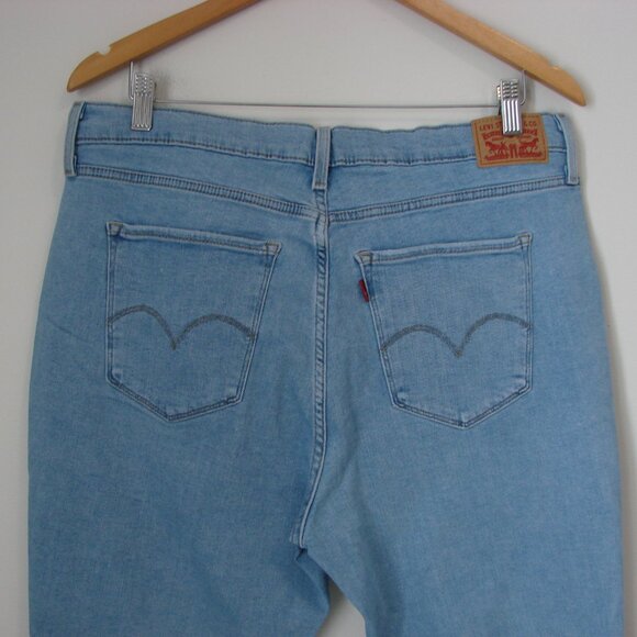 Levi's High Rise Straight Crop Jeans Light Wash Size 34 - Picture 9 of 13